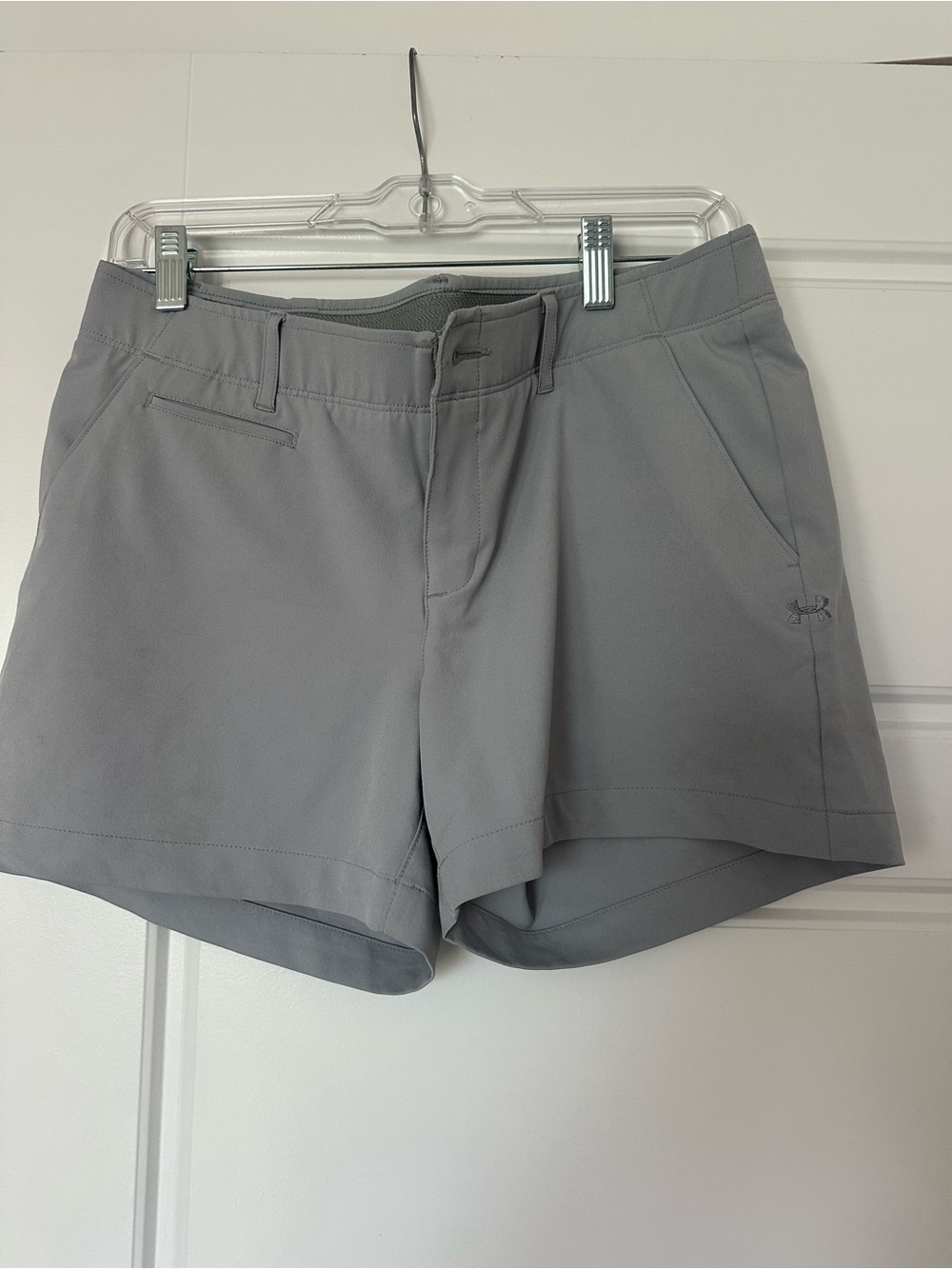 Under Armour Women's Light Gray Golf Shorts